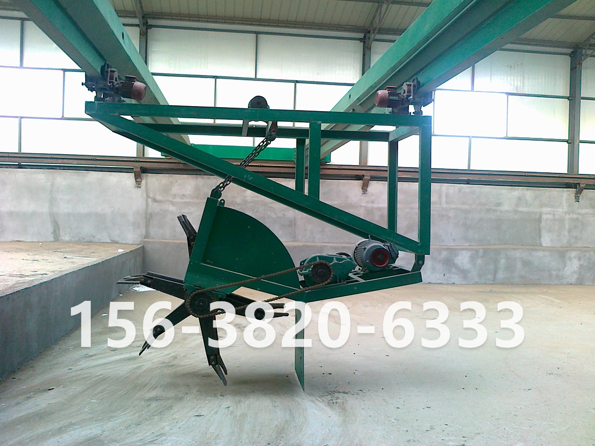 堆肥發(fā)酵翻堆機(jī) 堆肥發(fā)酵翻堆機(jī)